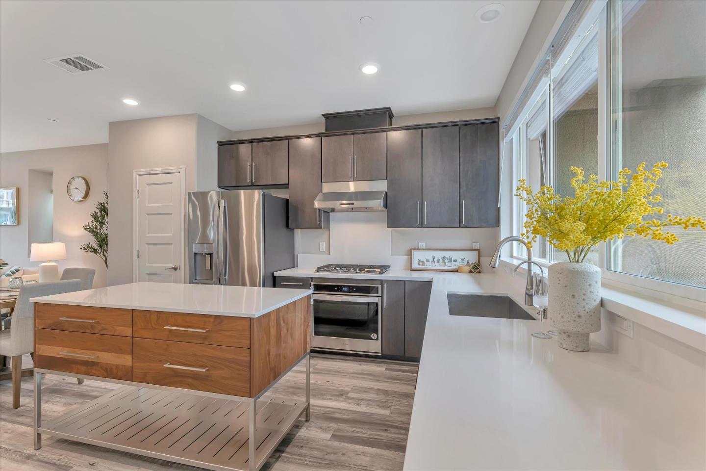 2966 Tony La Rosa PL