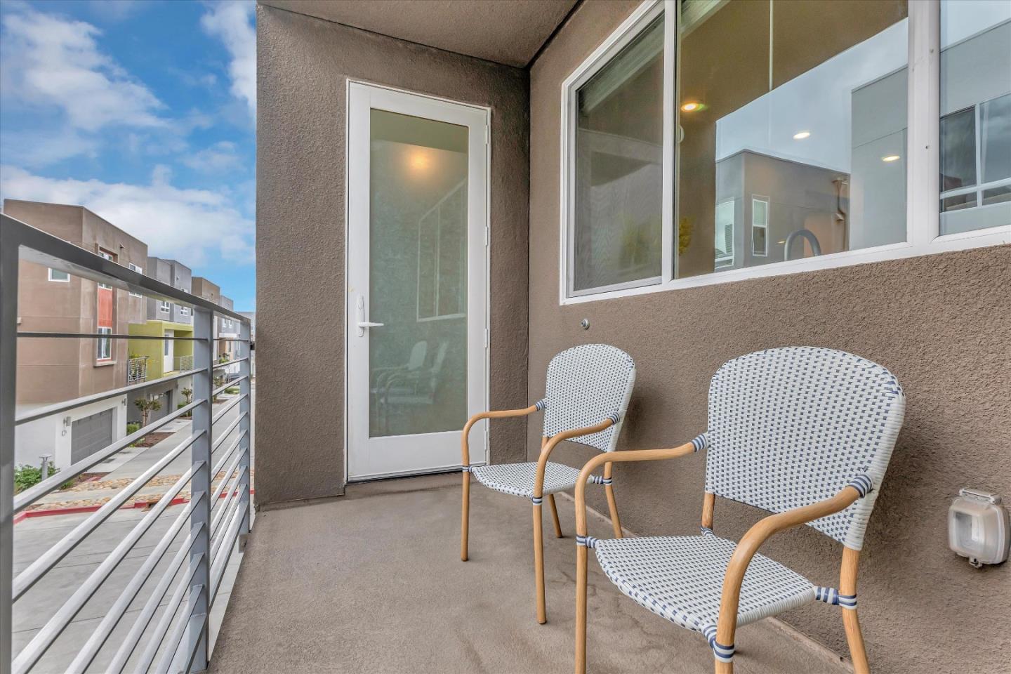 2966 Tony La Rosa PL