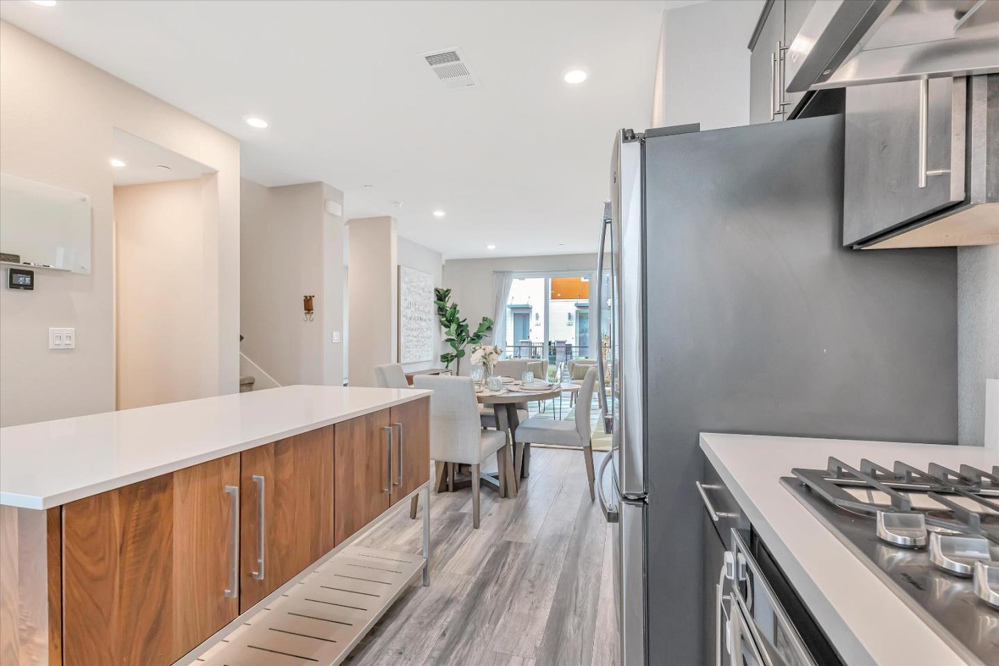 2966 Tony La Rosa PL