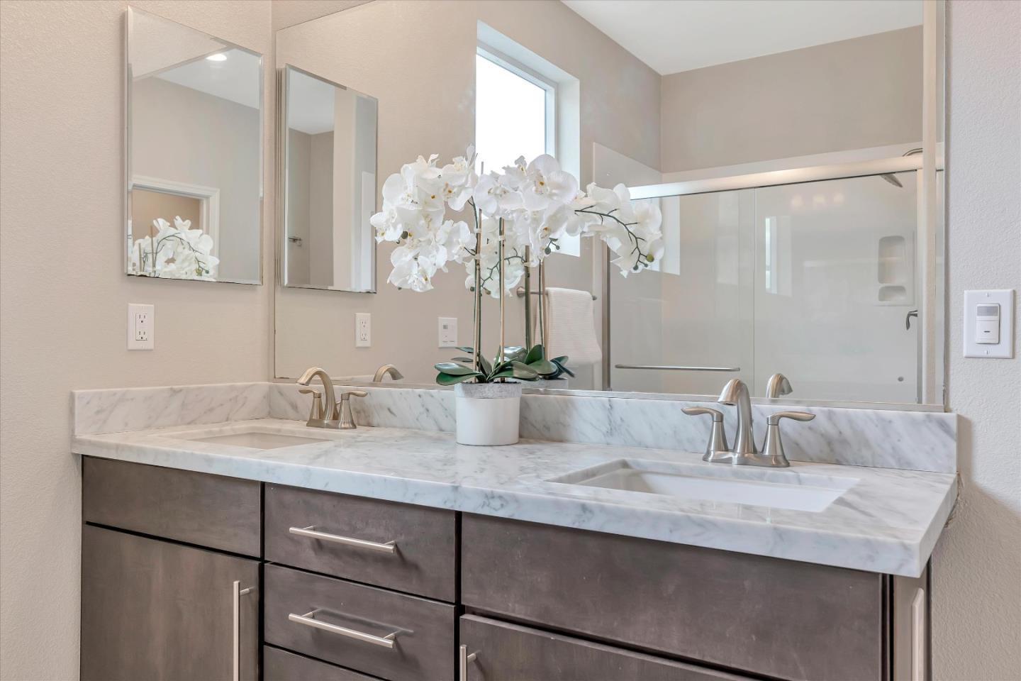 2966 Tony La Rosa PL