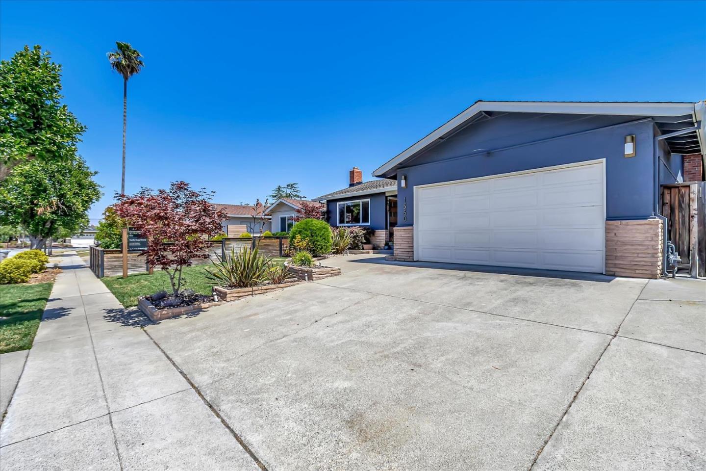 1560 Park Ridge DR