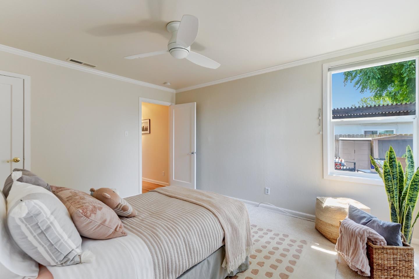 3408 Bay RD
