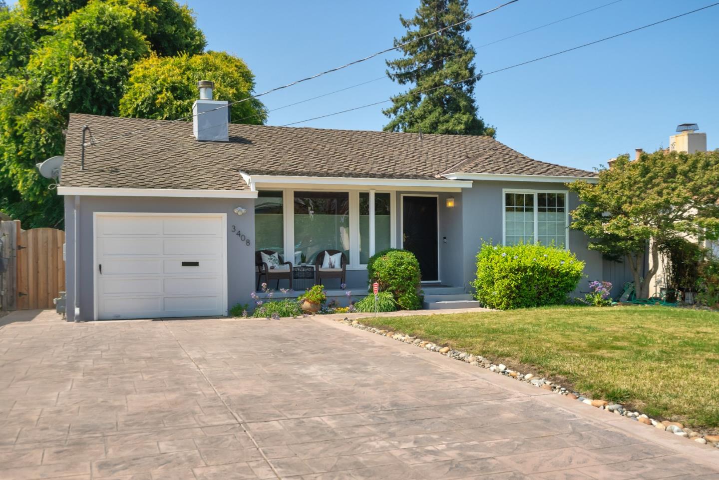 3408 Bay RD