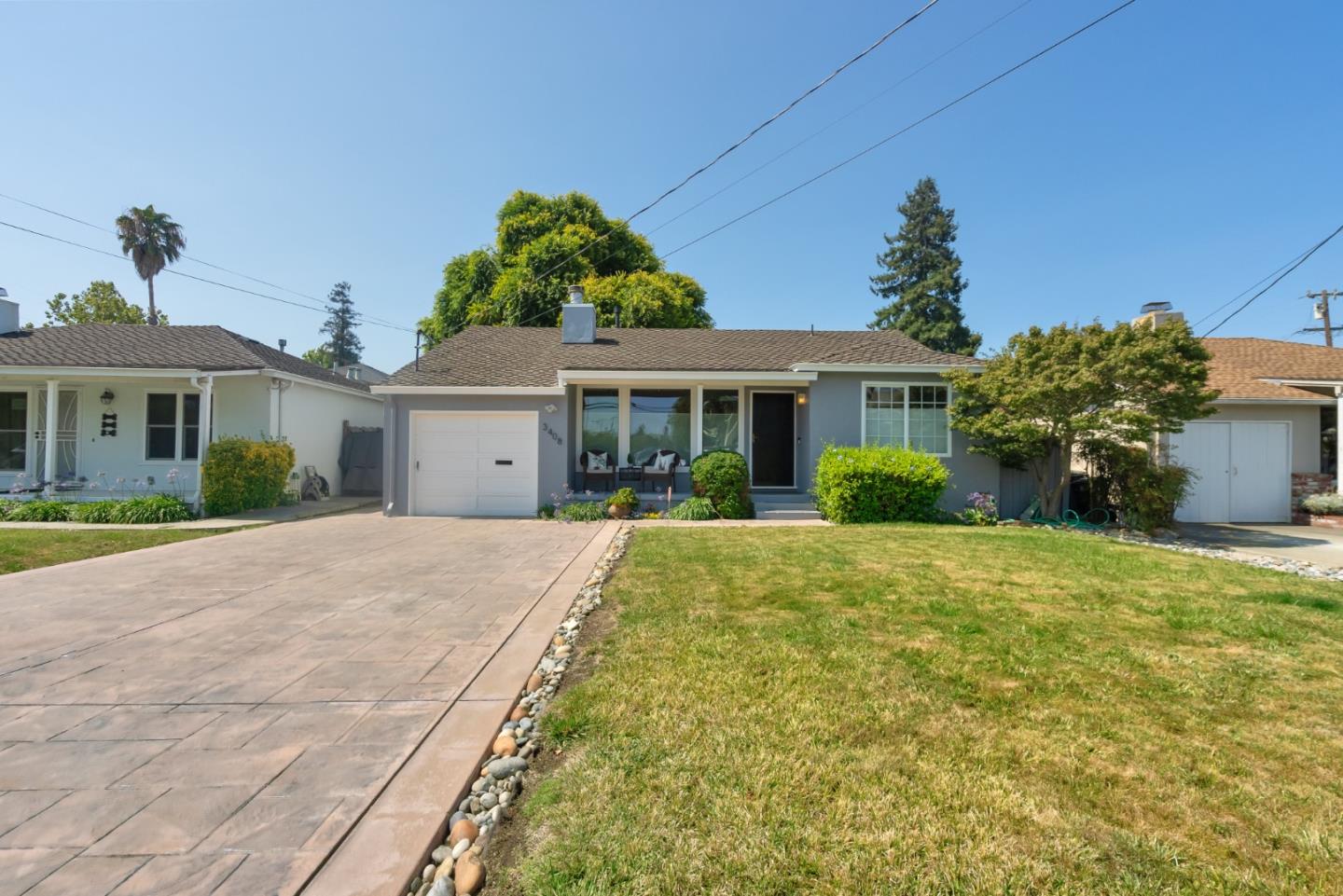 3408 Bay RD