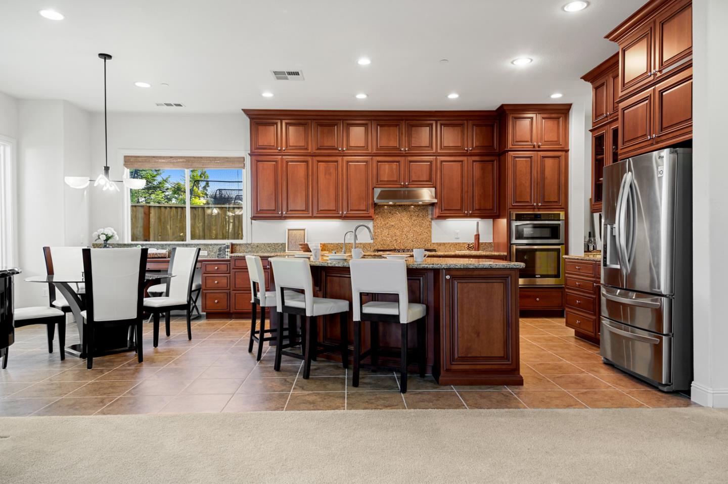 7517 Mindy Mae LN