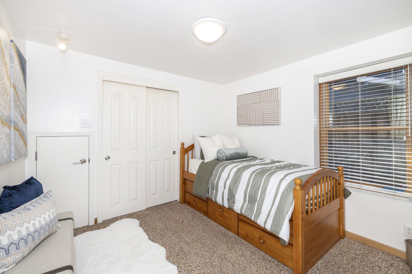 2000 Saint Francis WAY