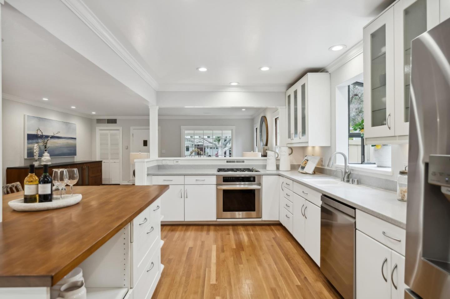 446 Central AVE
