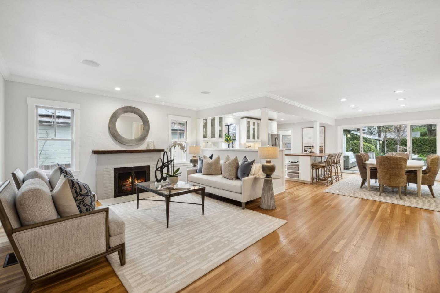446 Central AVE