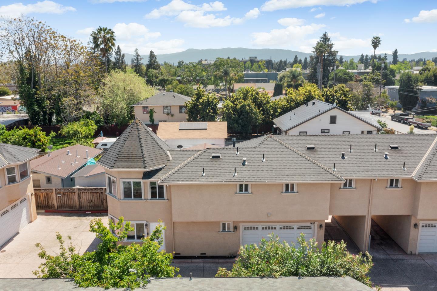 1418 Serena CT