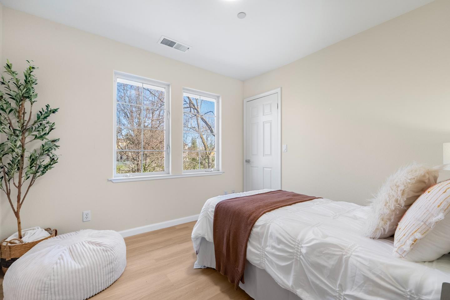 838 Excell Court