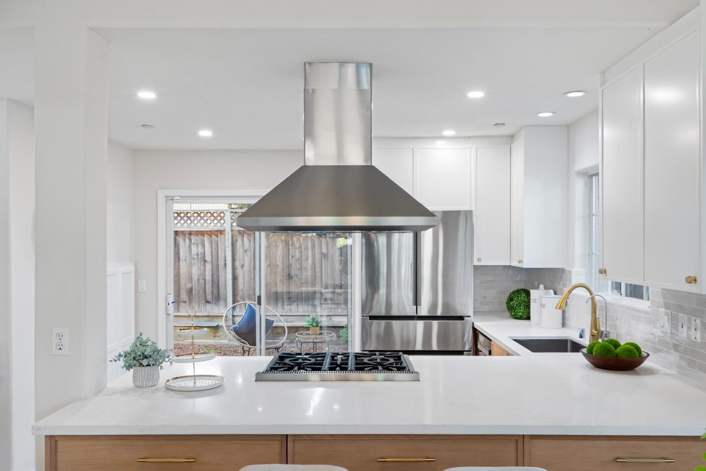 838 Excell Court