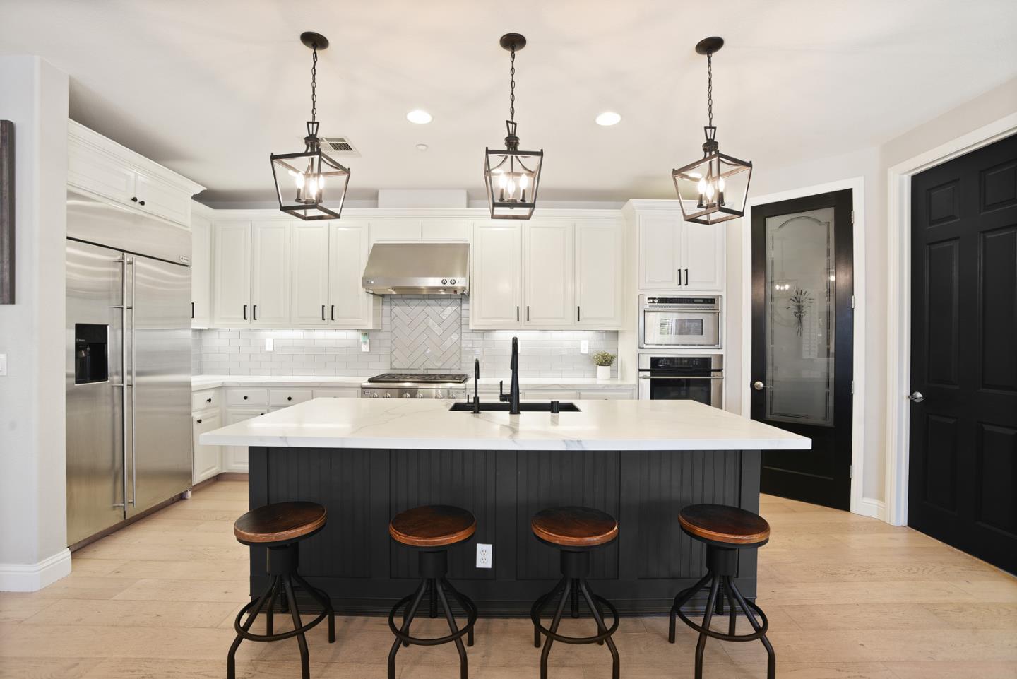 2264 Star Lilly Court