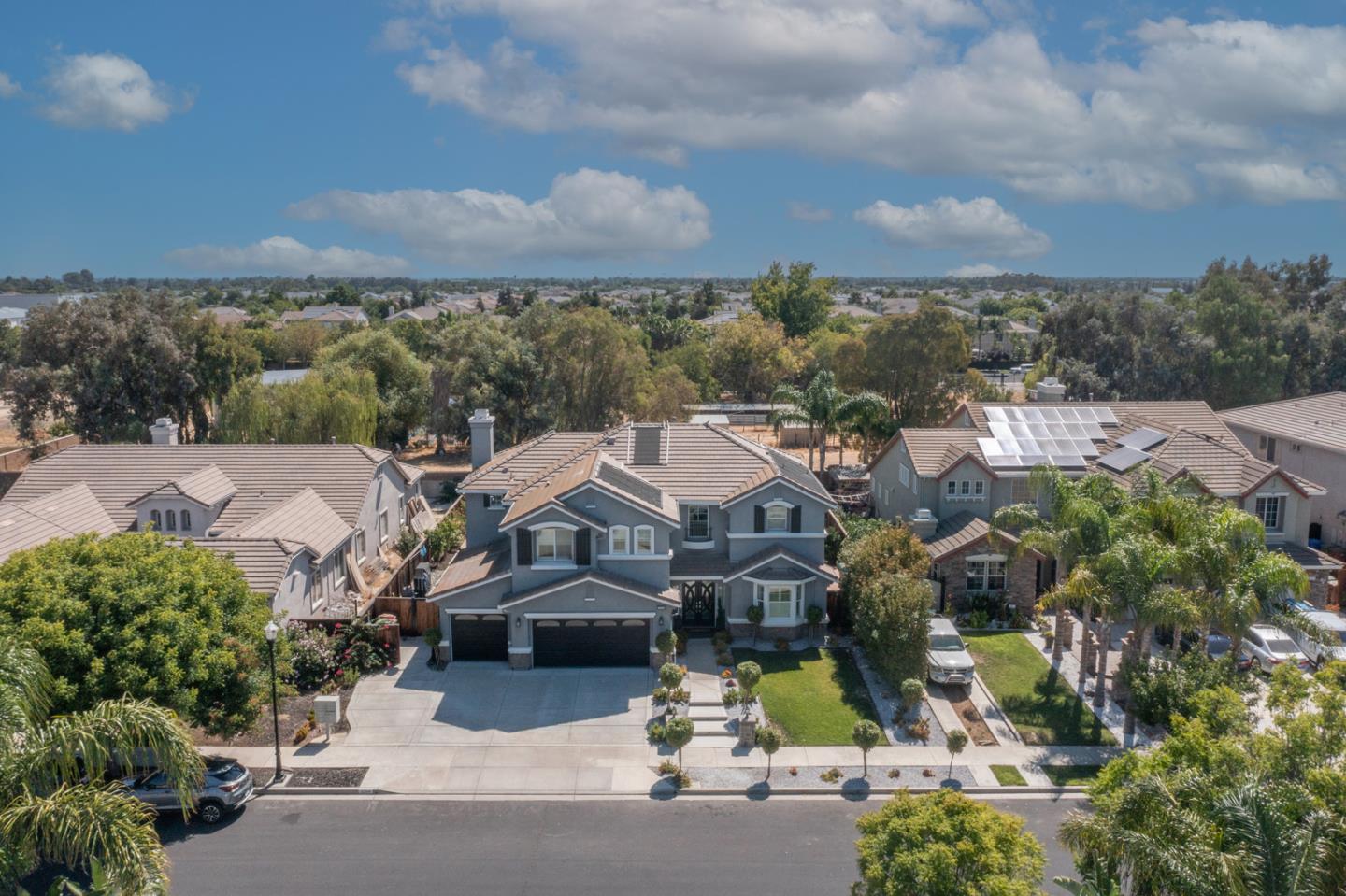 2264 Star Lilly Court