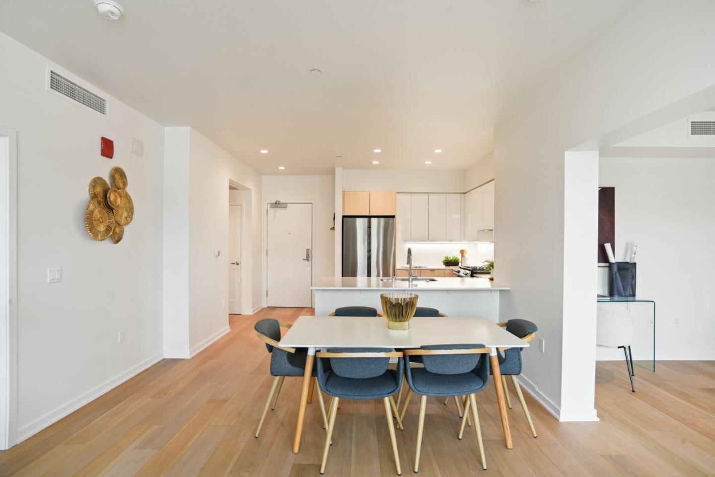 200 Linden Avenue 811