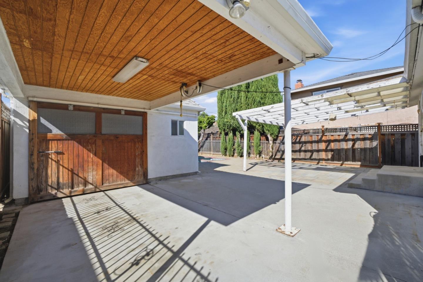 1270 Pierce Street