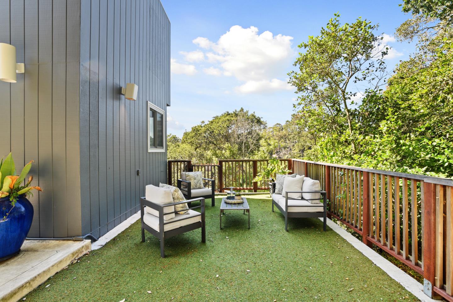 1130 Chula Vista Drive