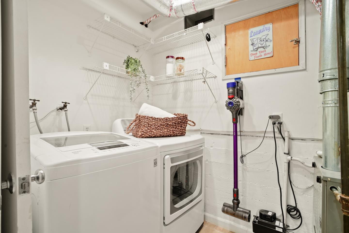 1130 Chula Vista Drive