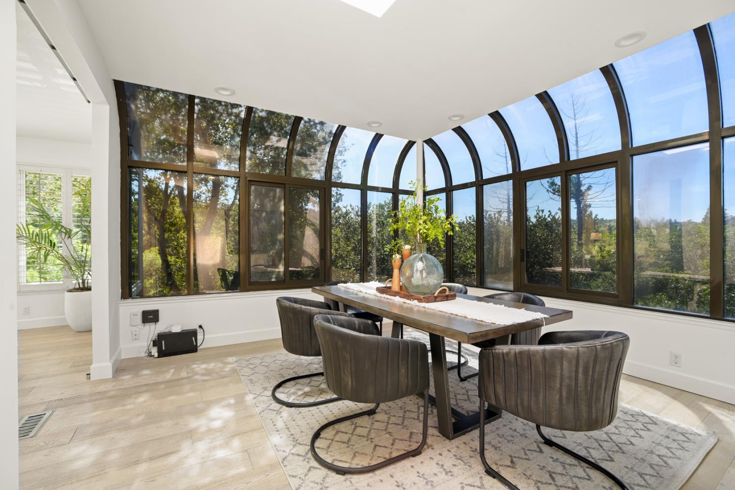 1130 Chula Vista Drive