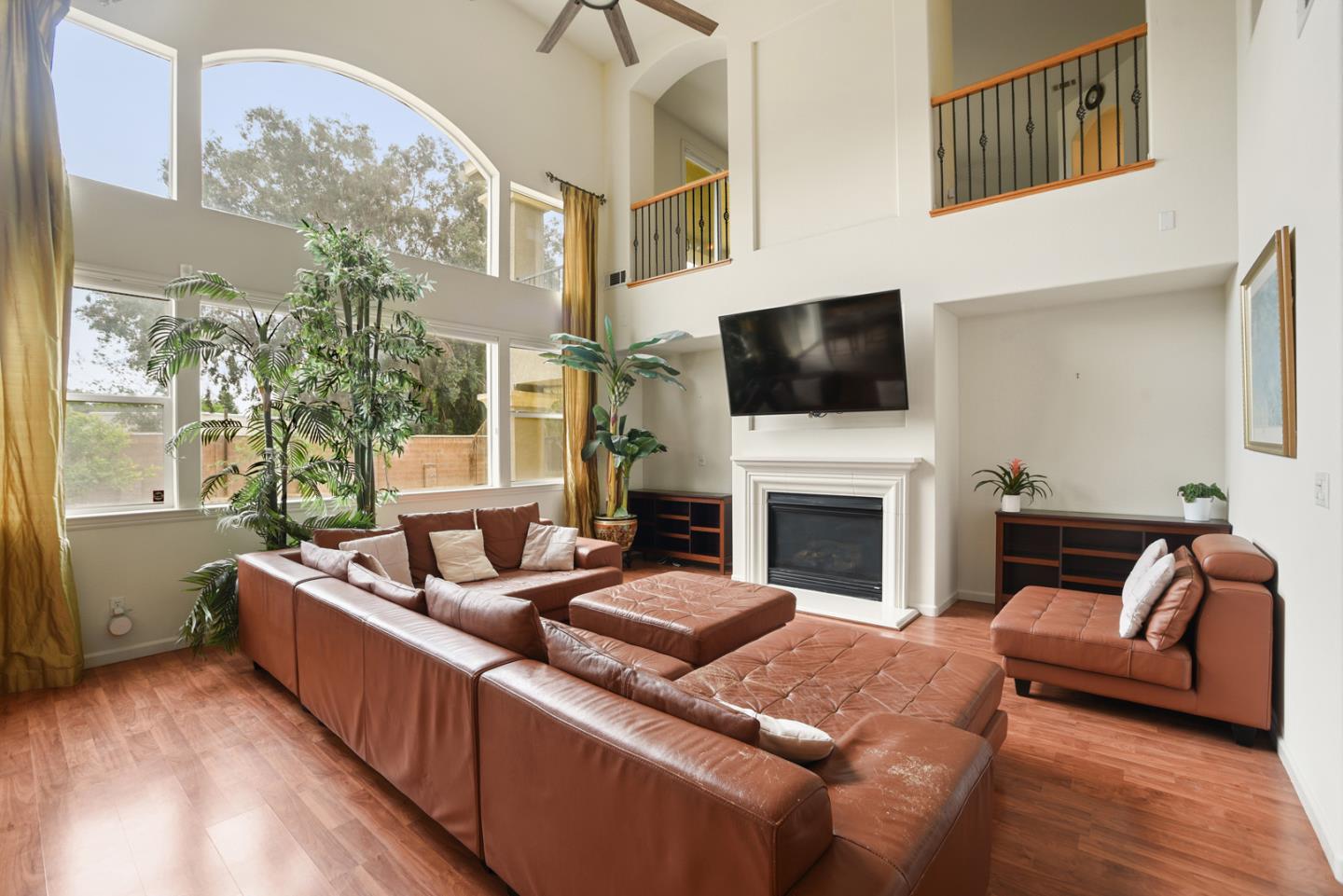 2272 Star Lilly Court