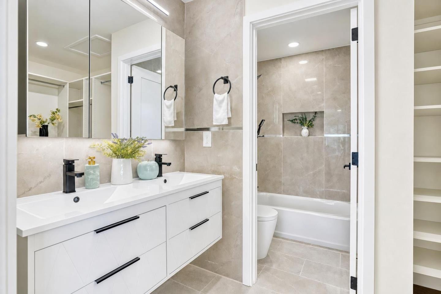 4765 Del Loma CT