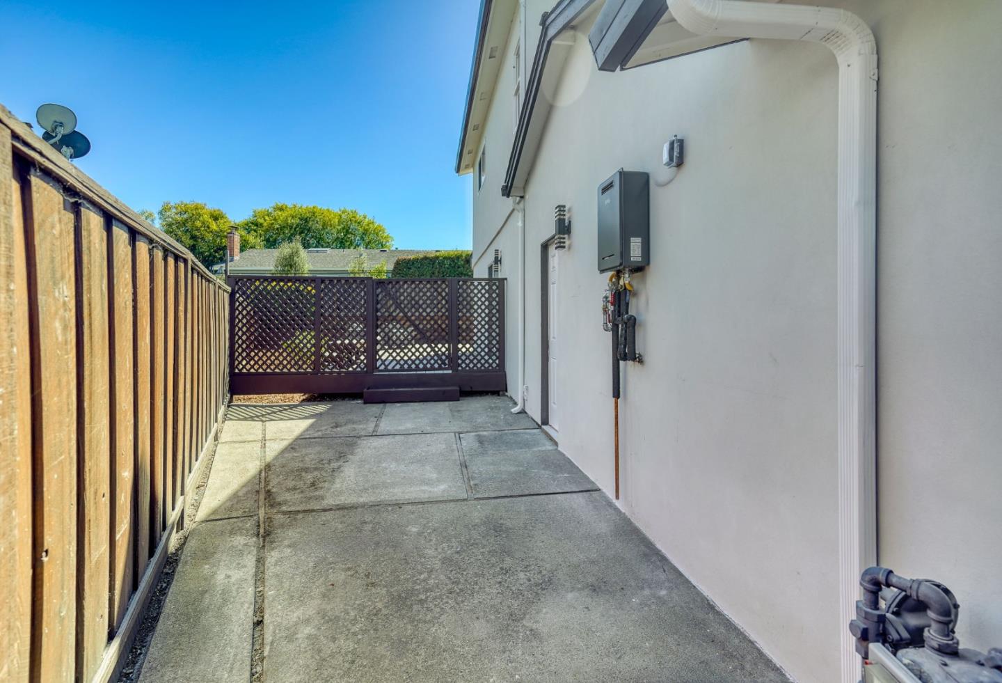 4765 Del Loma CT
