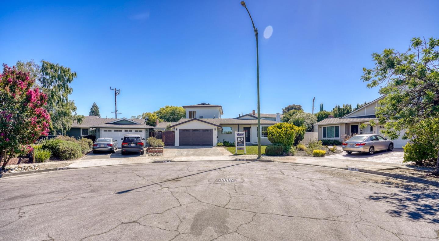 4765 Del Loma CT