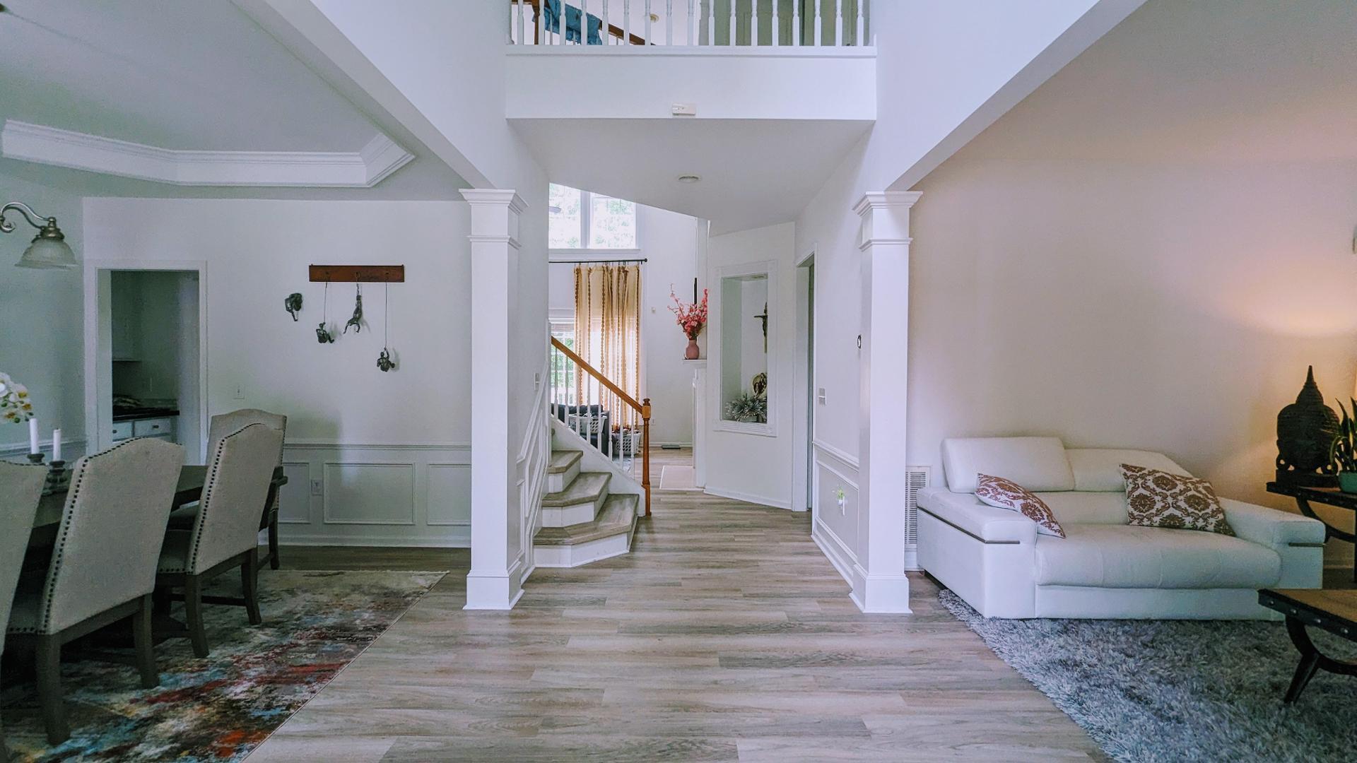 1205 Hill Hollow Way