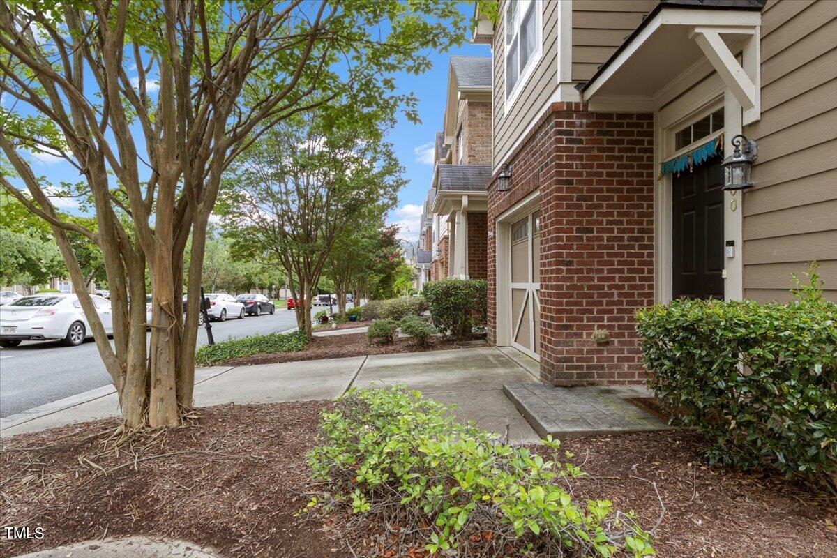 600 Baucom Grove Court