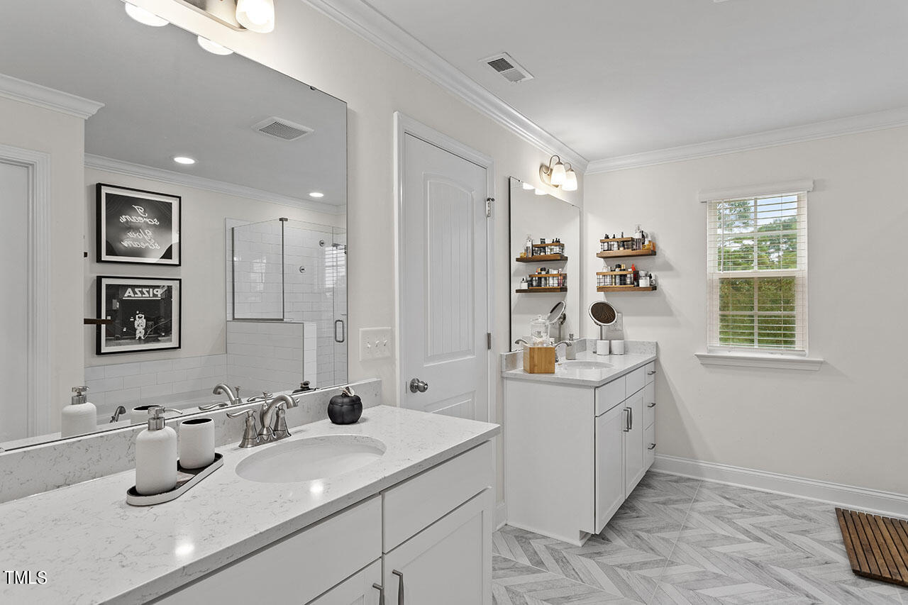 1008 Pershing Glen Court