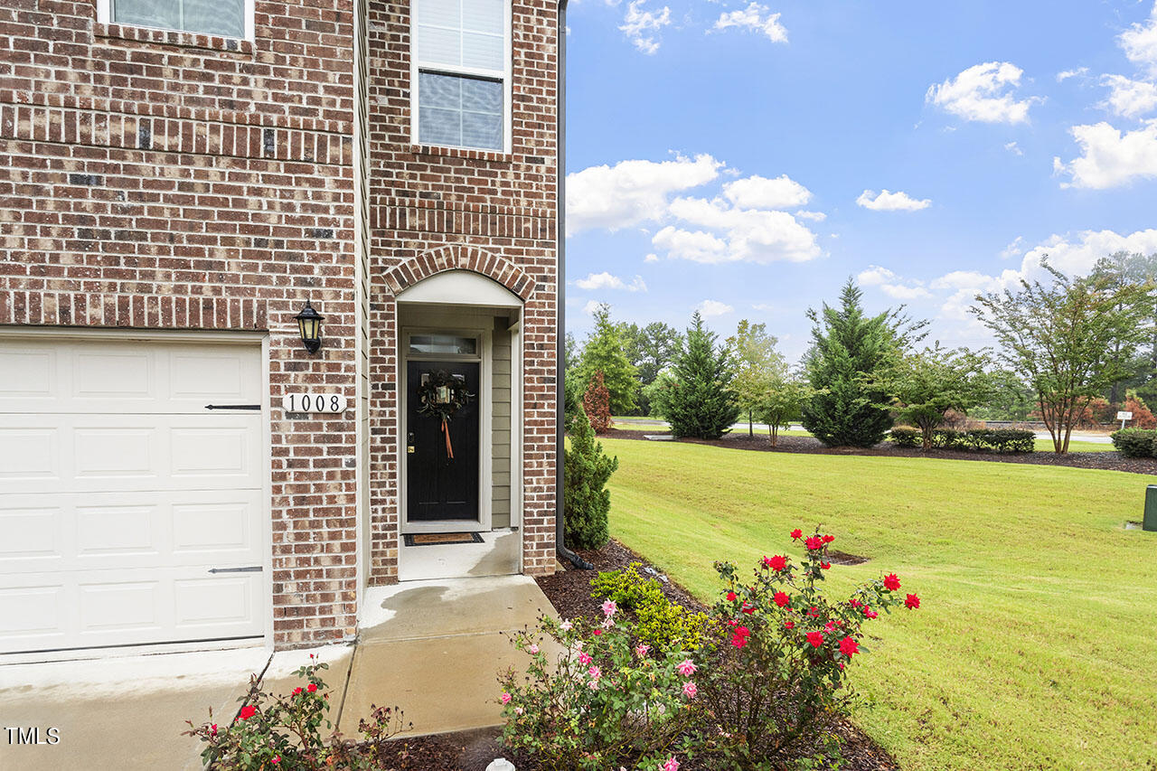 1008 Pershing Glen Court