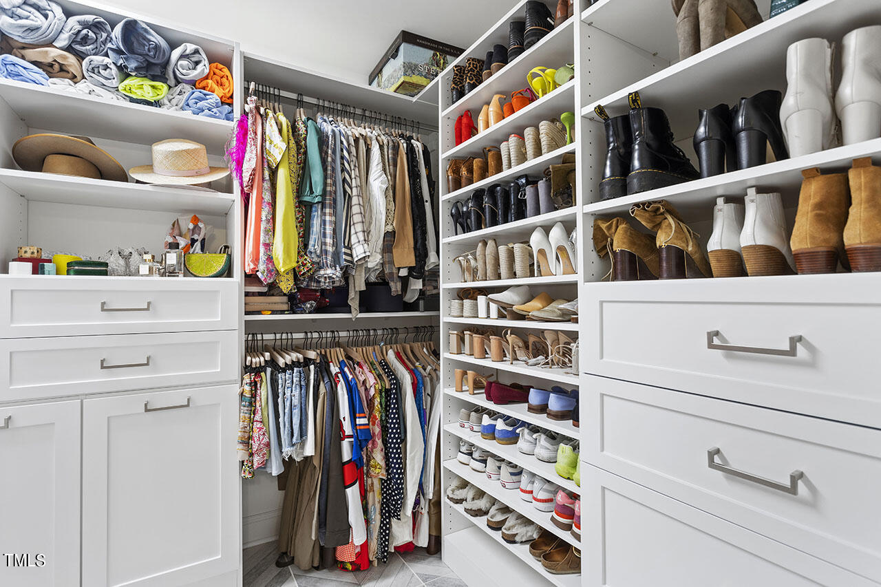 1008 Pershing Glen Court