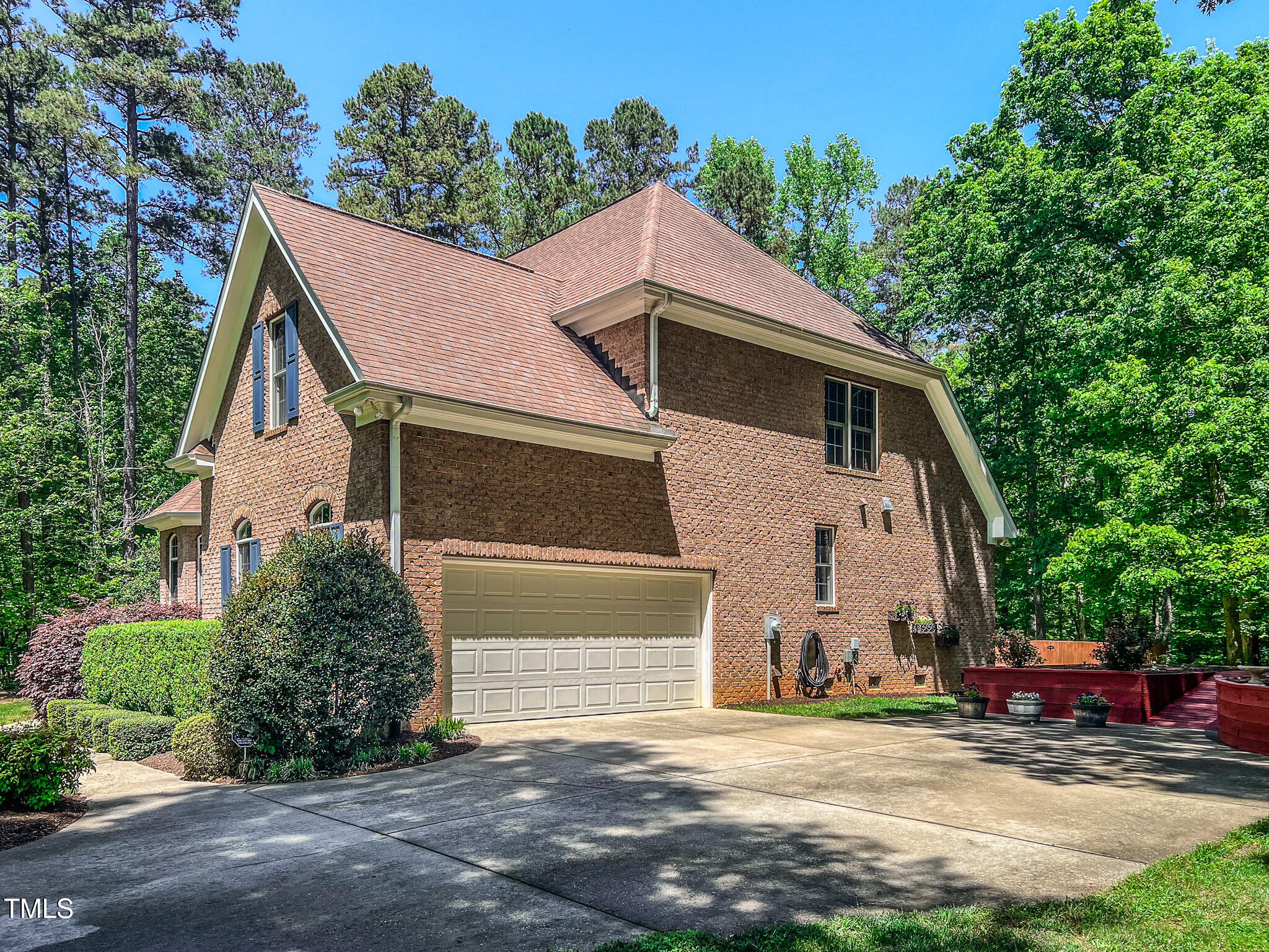 19 Rivers Edge Court