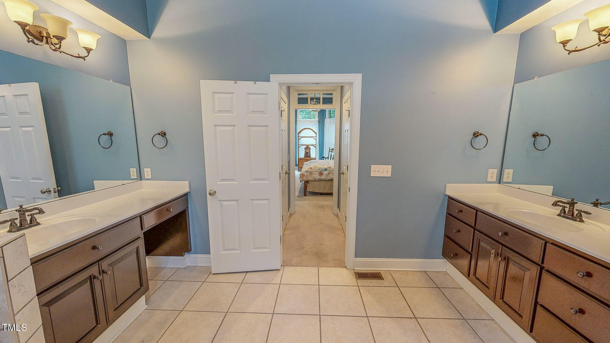 19 Rivers Edge Court