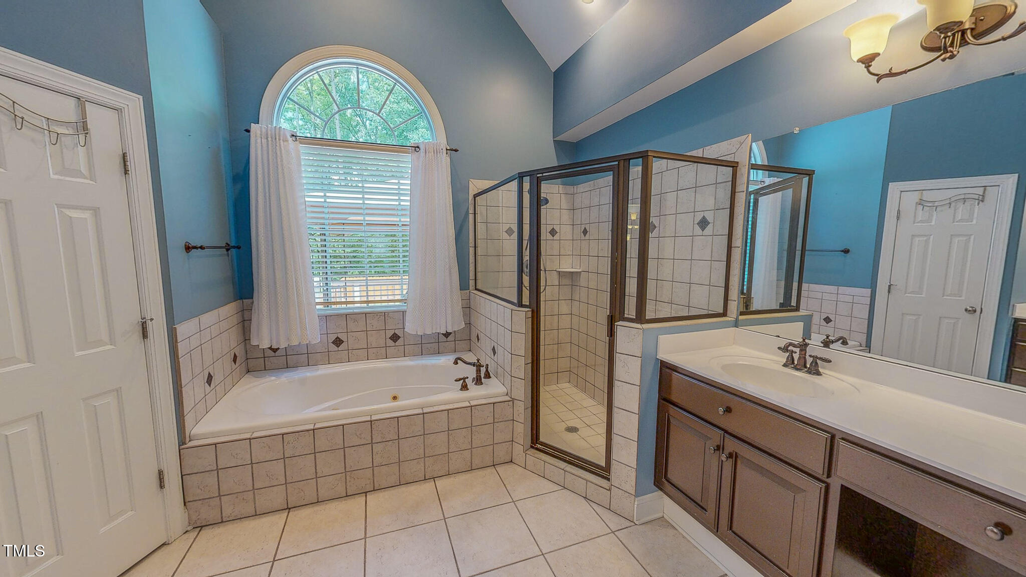 19 Rivers Edge Court