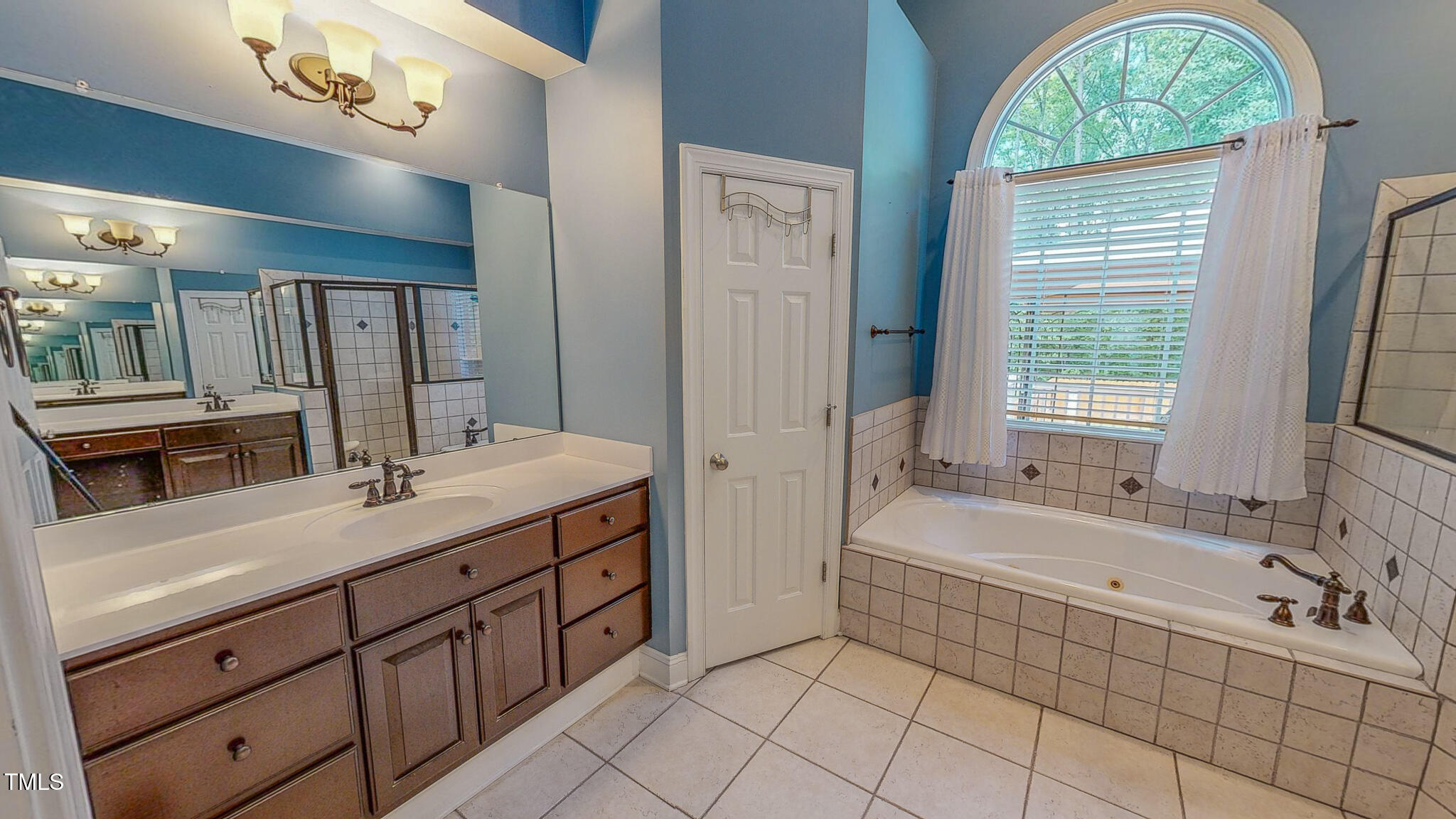 19 Rivers Edge Court