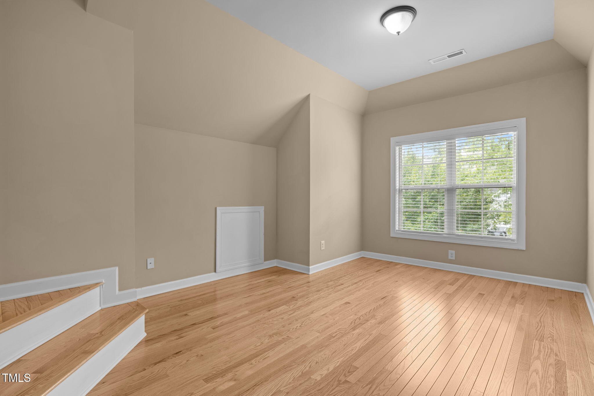 5304 Lyon Farm Drive