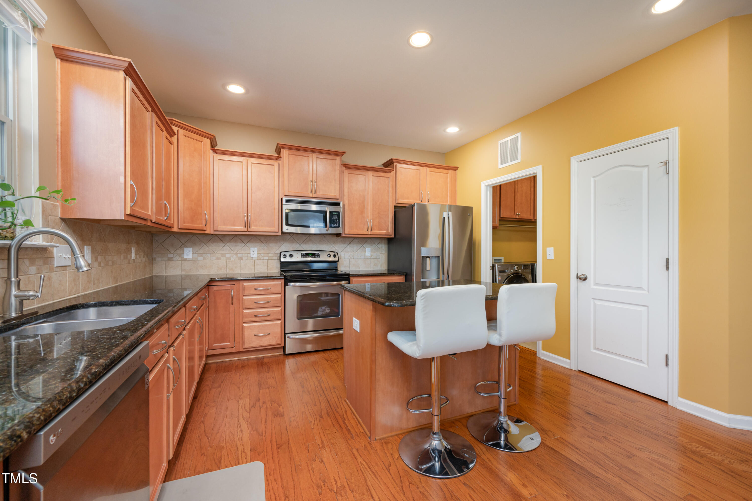 528 Mesquite Ridge Place