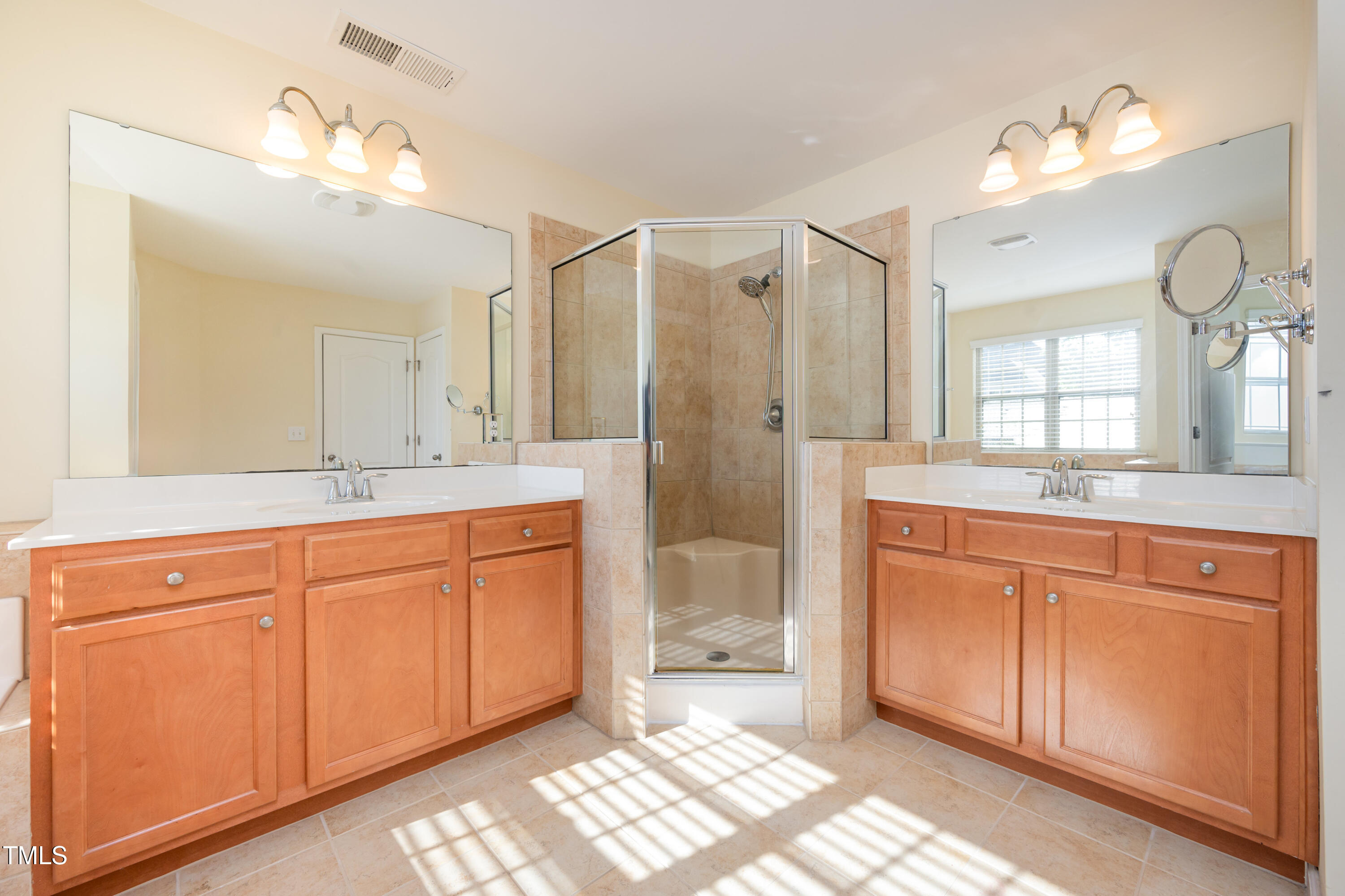 528 Mesquite Ridge Place