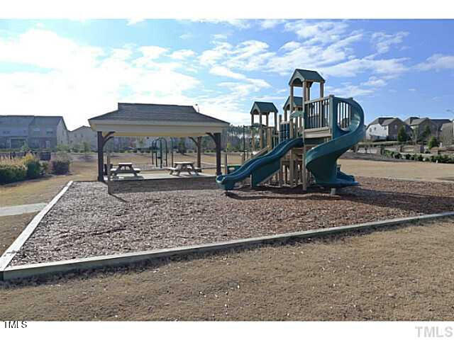 528 Mesquite Ridge Place