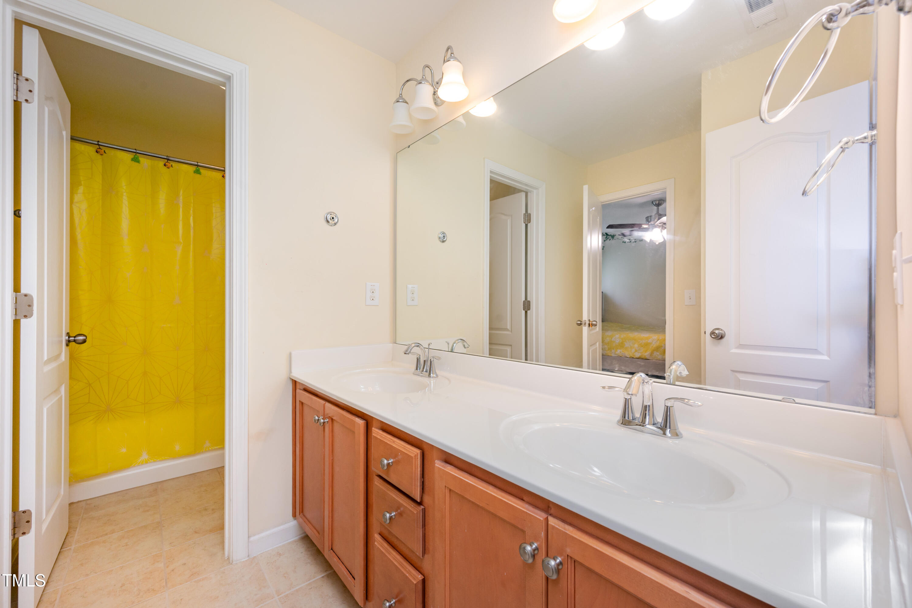 528 Mesquite Ridge Place