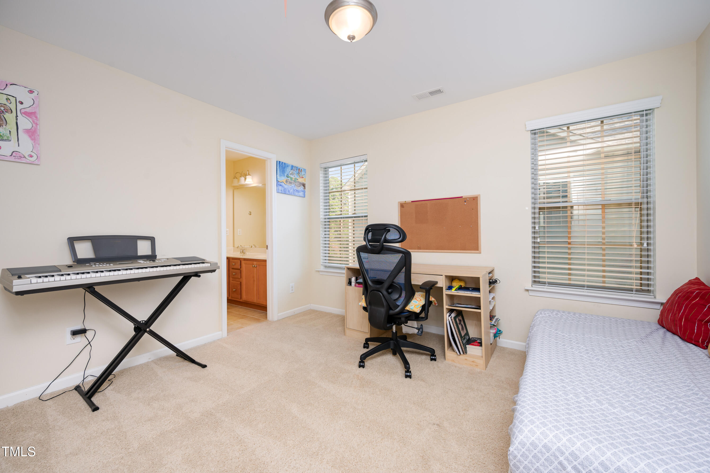 528 Mesquite Ridge Place