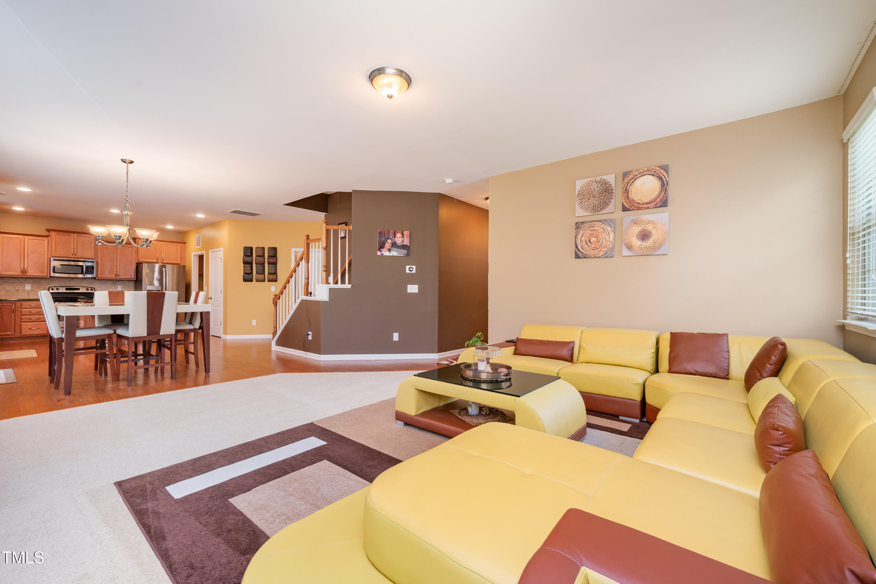 528 Mesquite Ridge Place