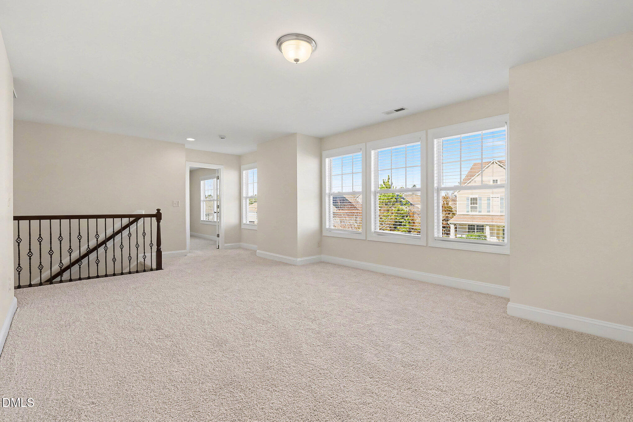 1012 Holland Bend Drive NE