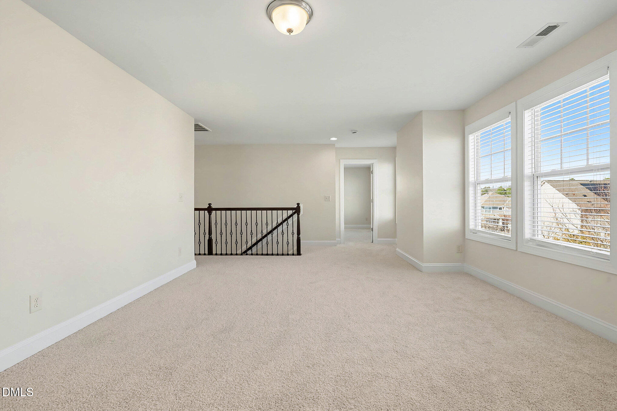 1012 Holland Bend Drive NE