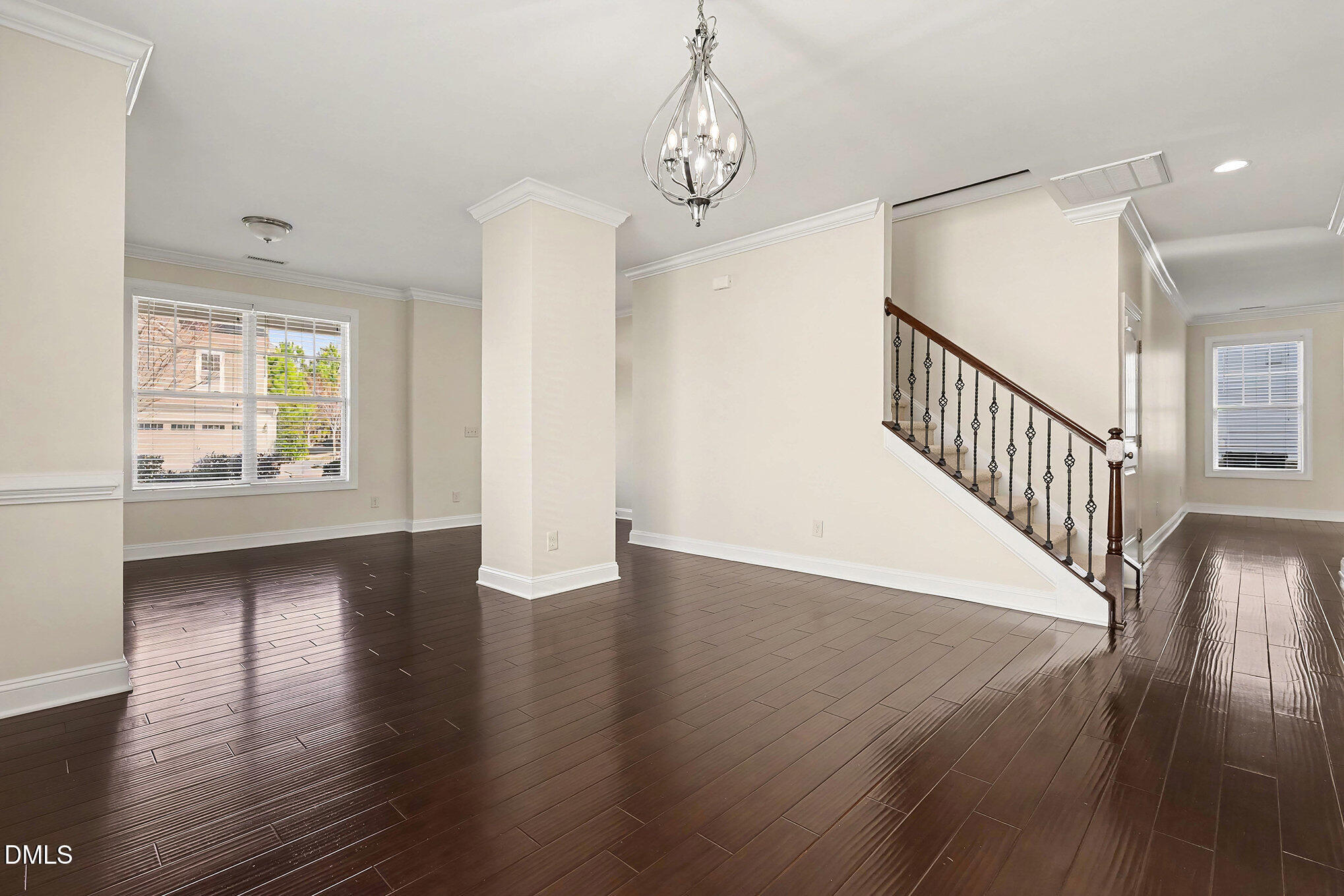 1012 Holland Bend Drive NE