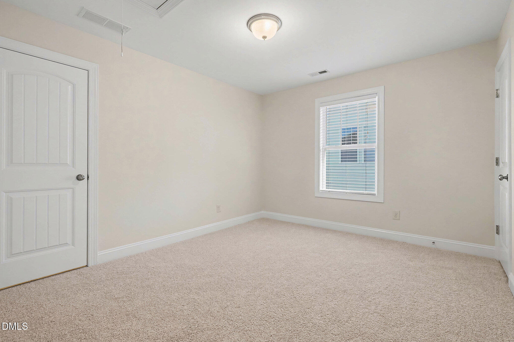 1012 Holland Bend Drive NE