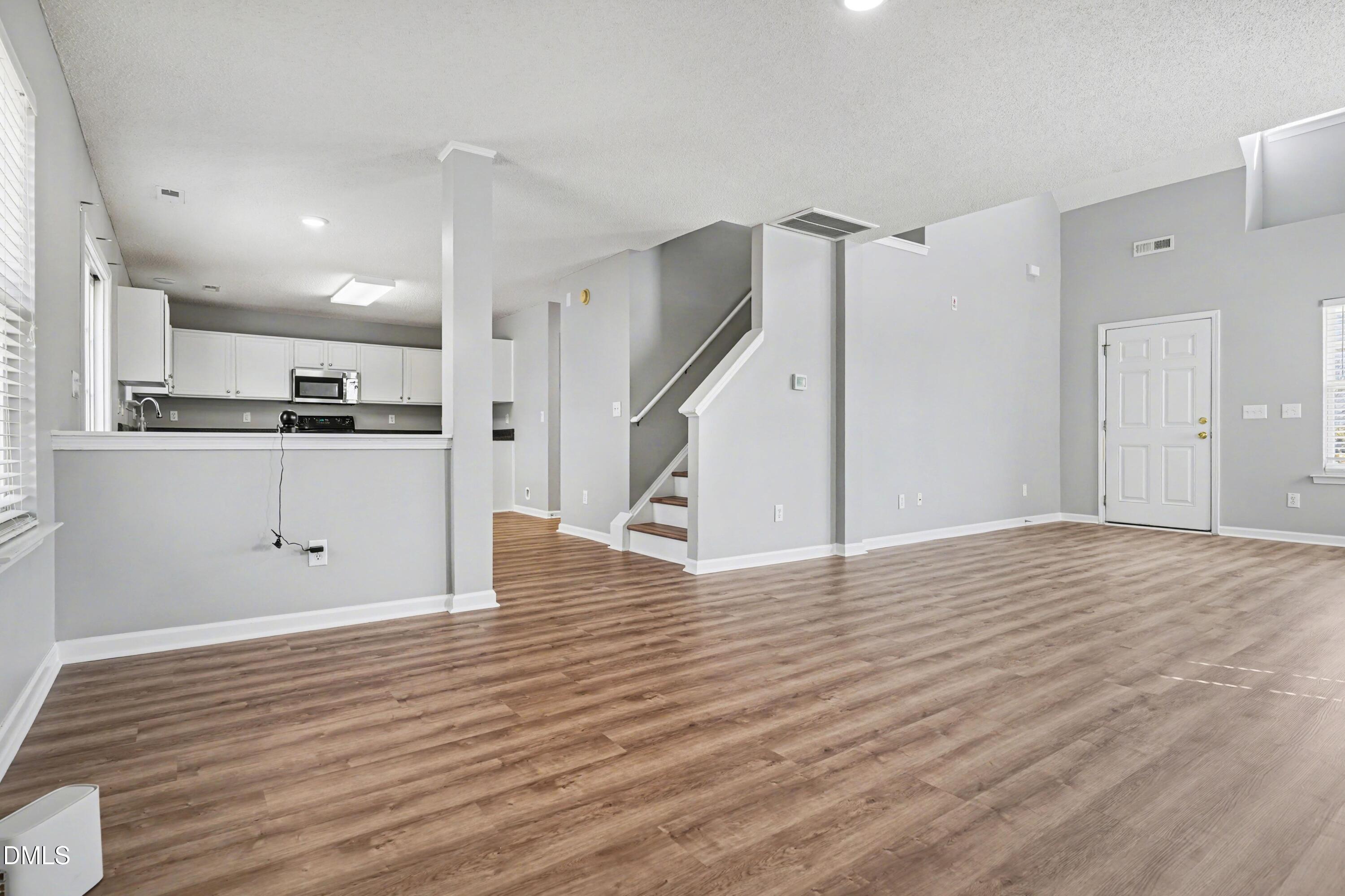 316 Valley Glen Drive