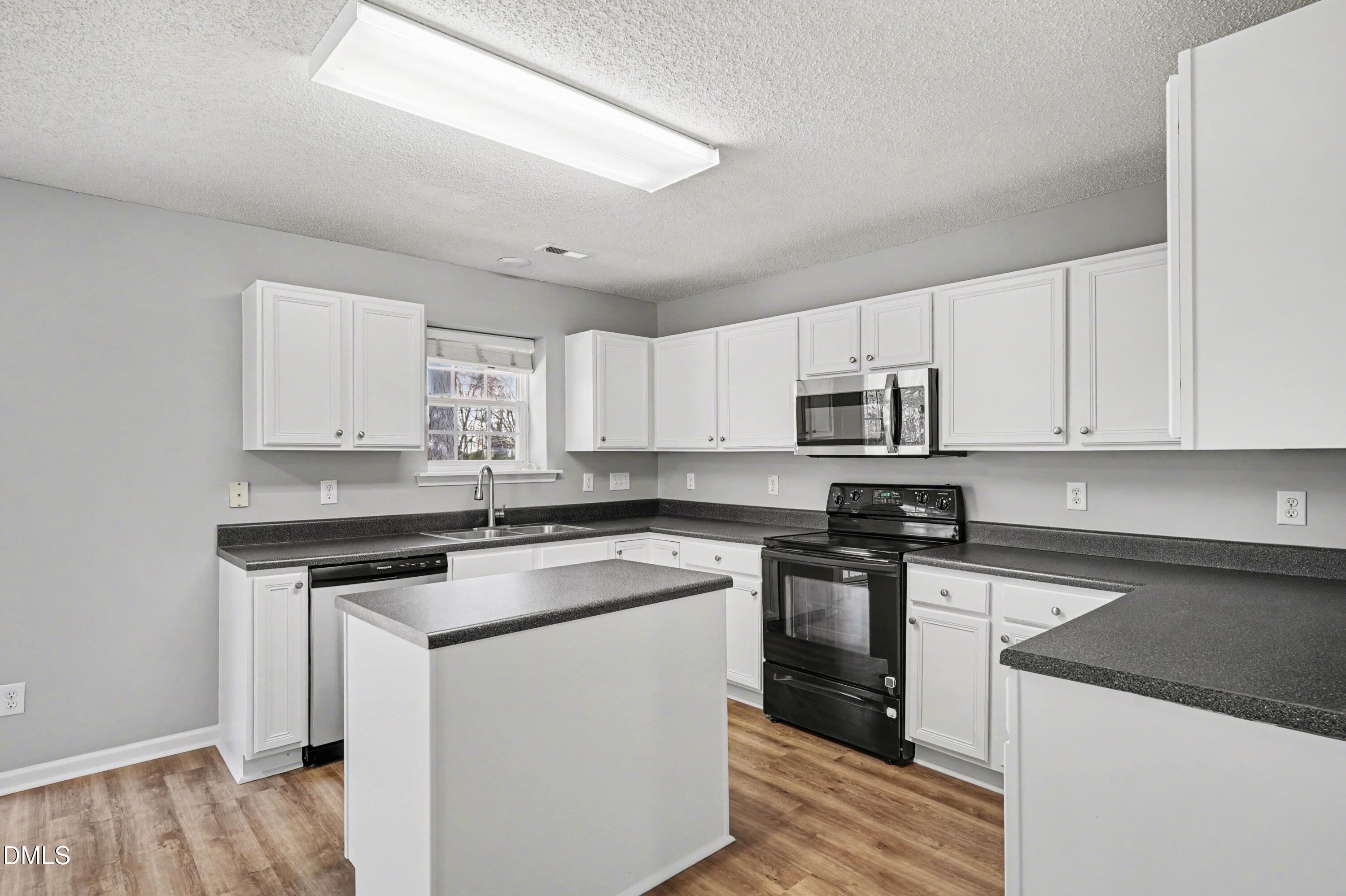 316 Valley Glen Drive