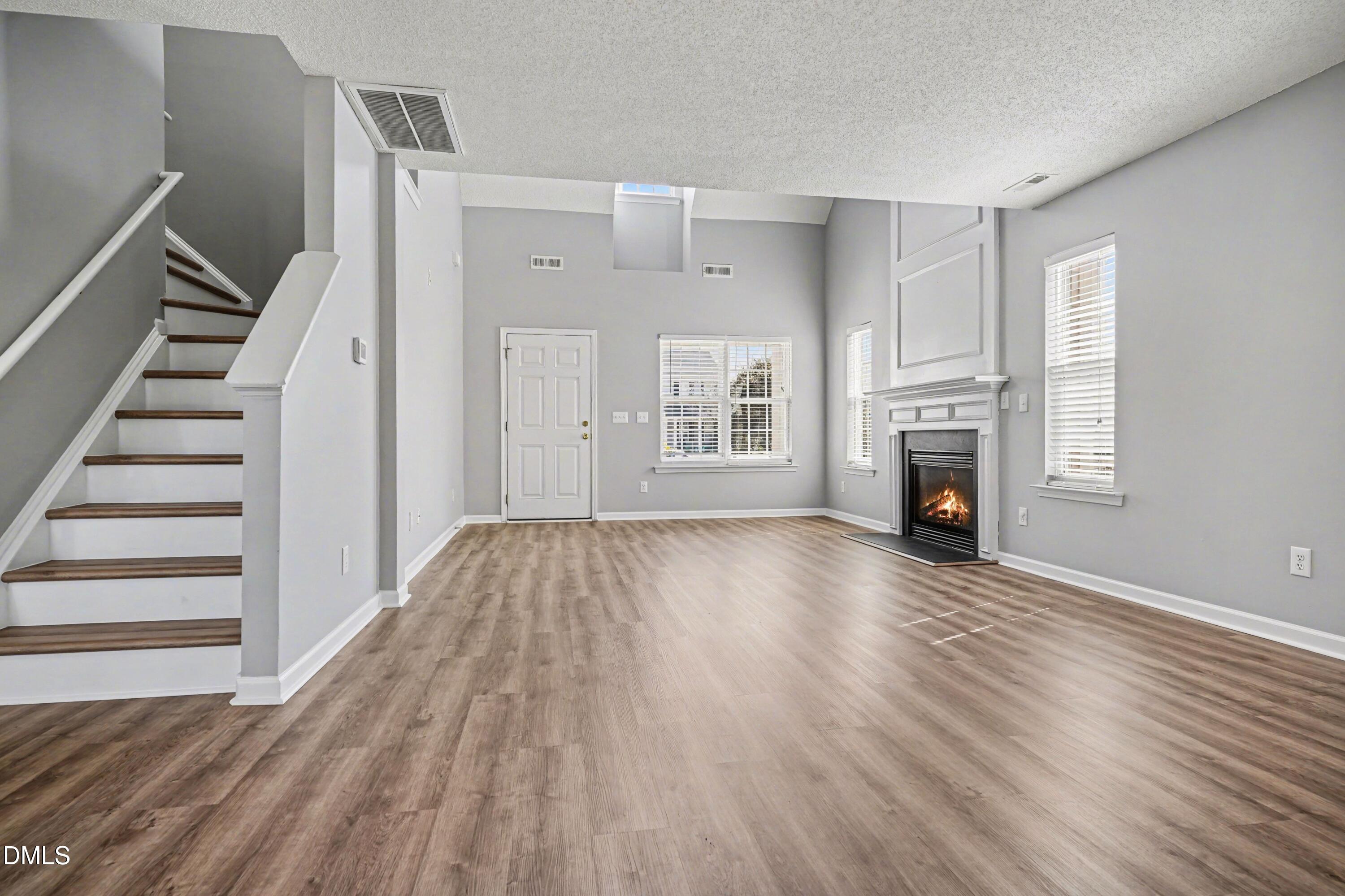 316 Valley Glen Drive