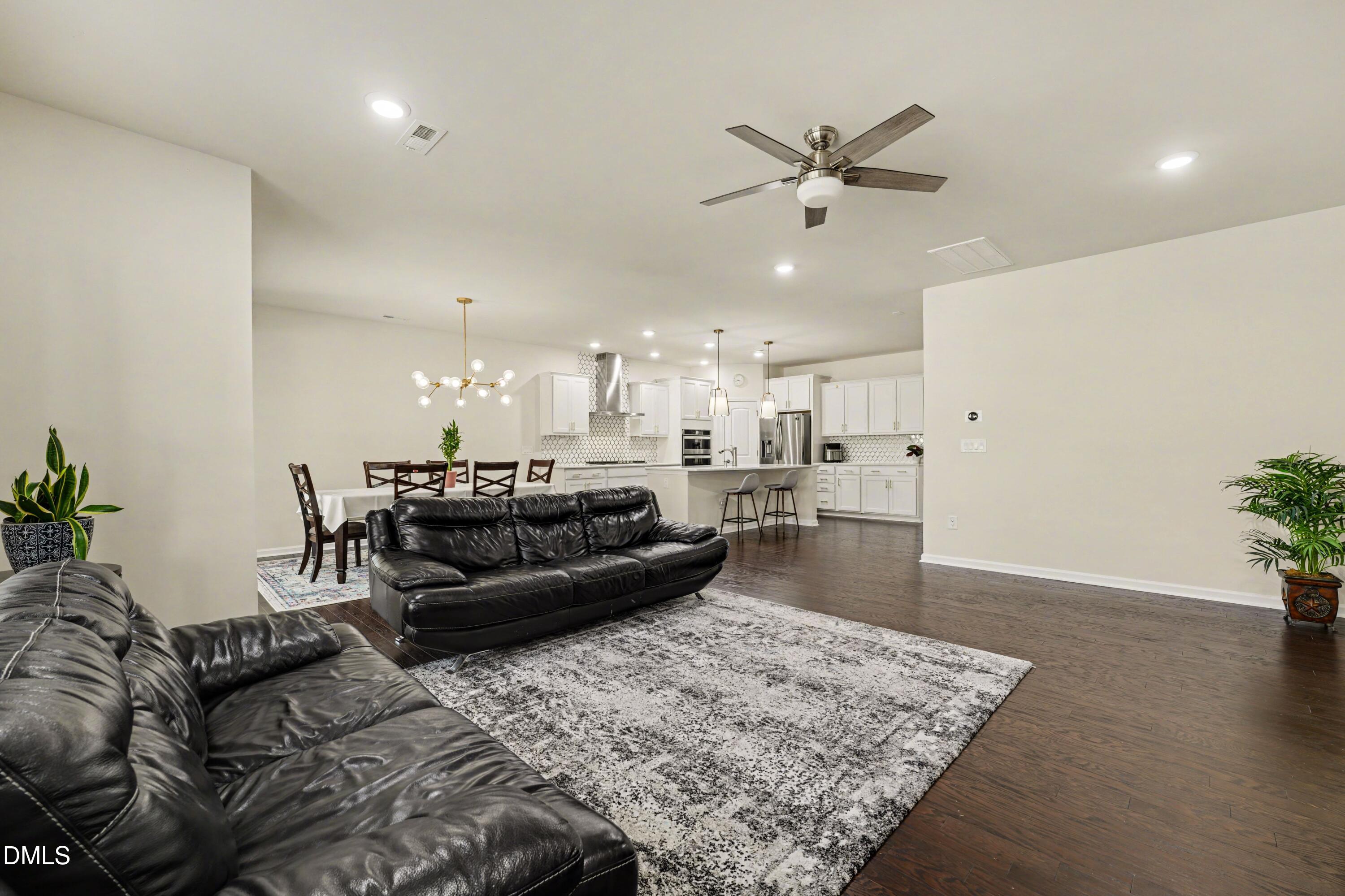 441 Duggins Point